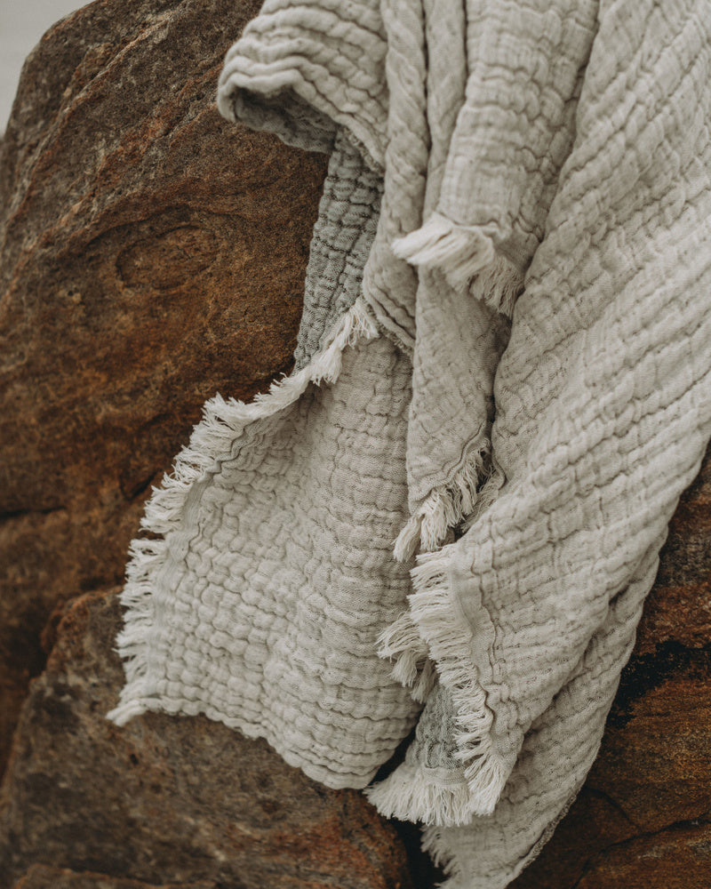 Garbo & Friends Mellow Small Blanket- kale