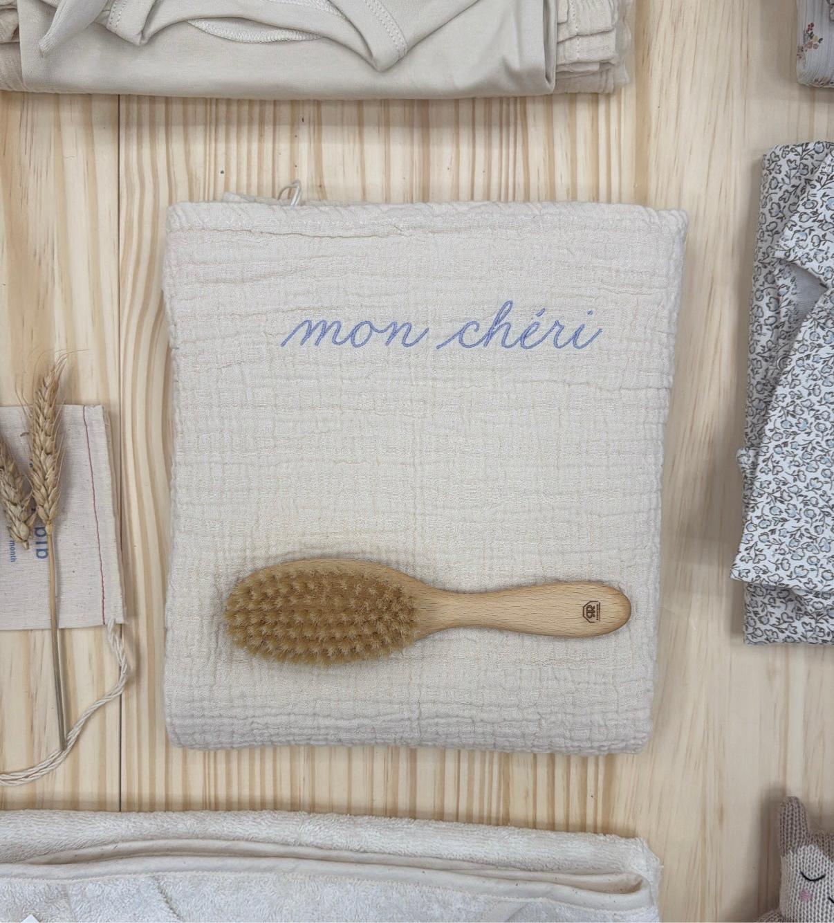 Atelier Annur x Mon Cheri Muslin swaddle