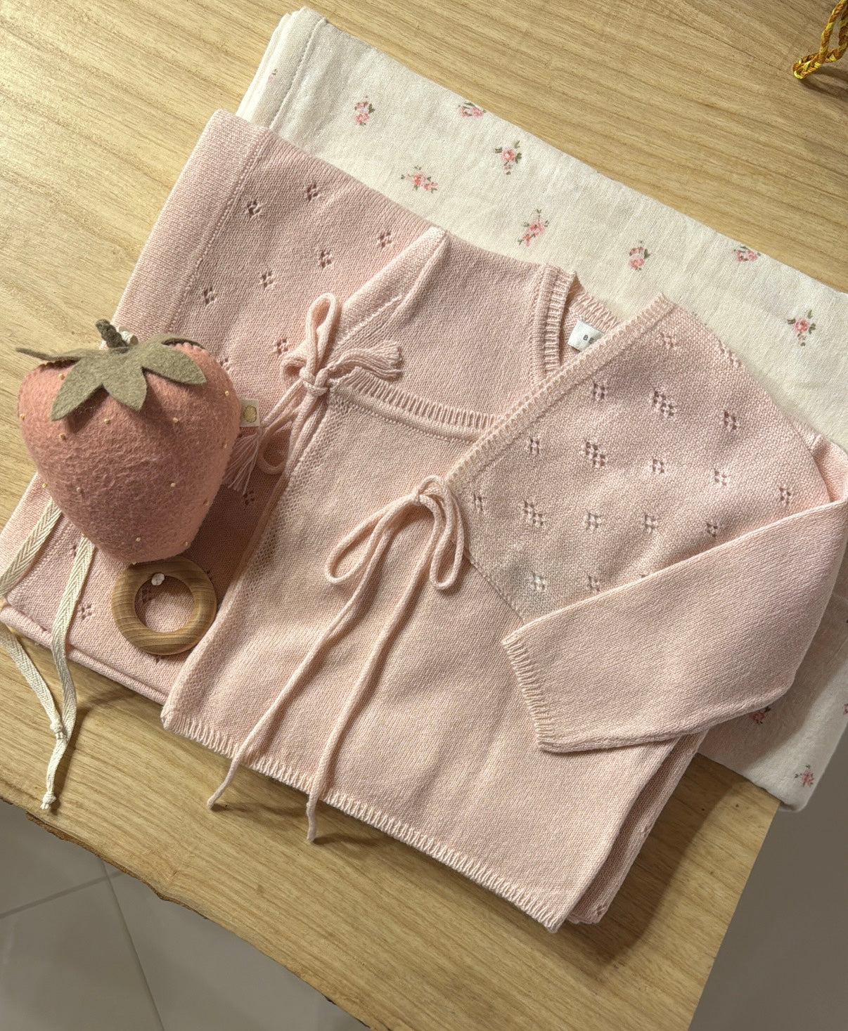 Bella Enfant cashmere/cotton pointelle wrap set- rose
