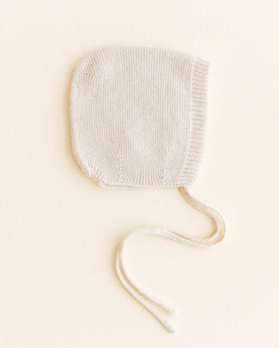 Hvid dolly bonnet- cream