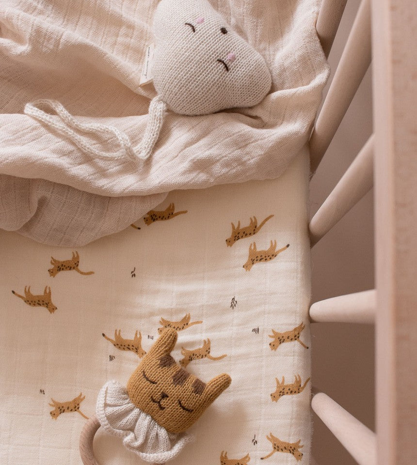 Main Sauvage Hanging rattle | cloud