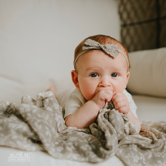 Mini Wander muslin swaddle-magnolia tree