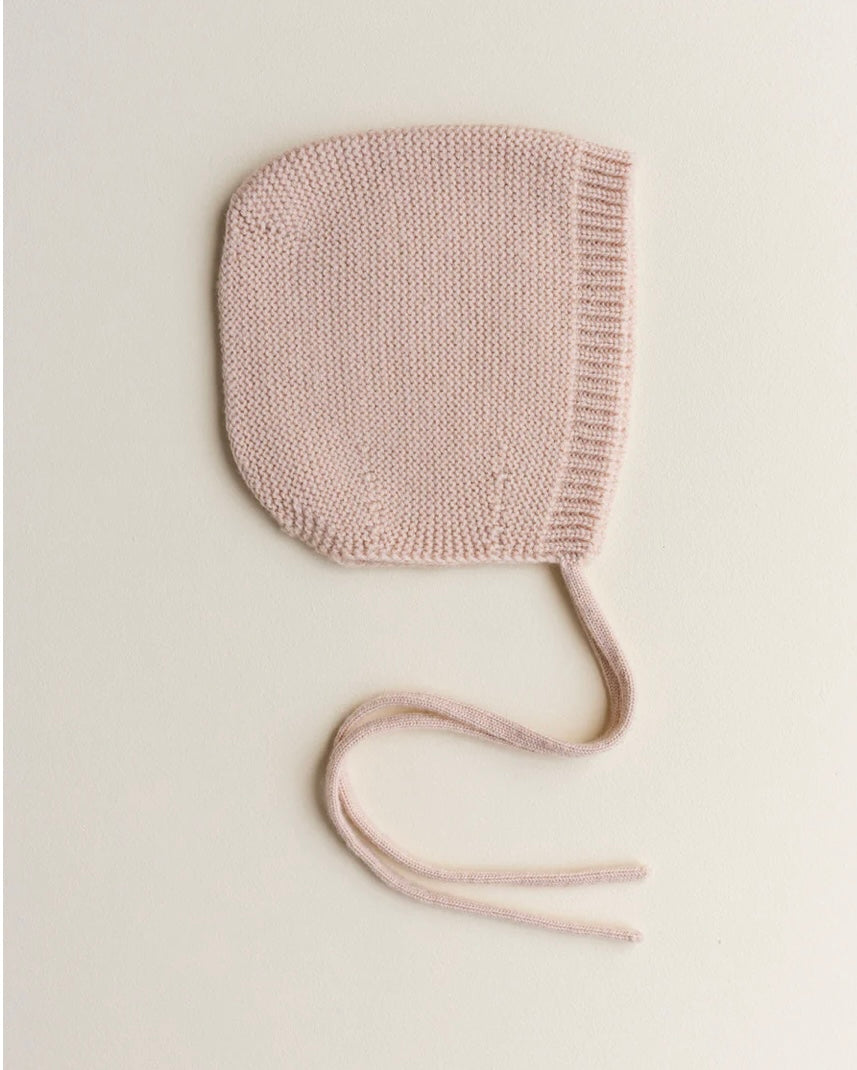 Hvid dolly bonnet- apricot
