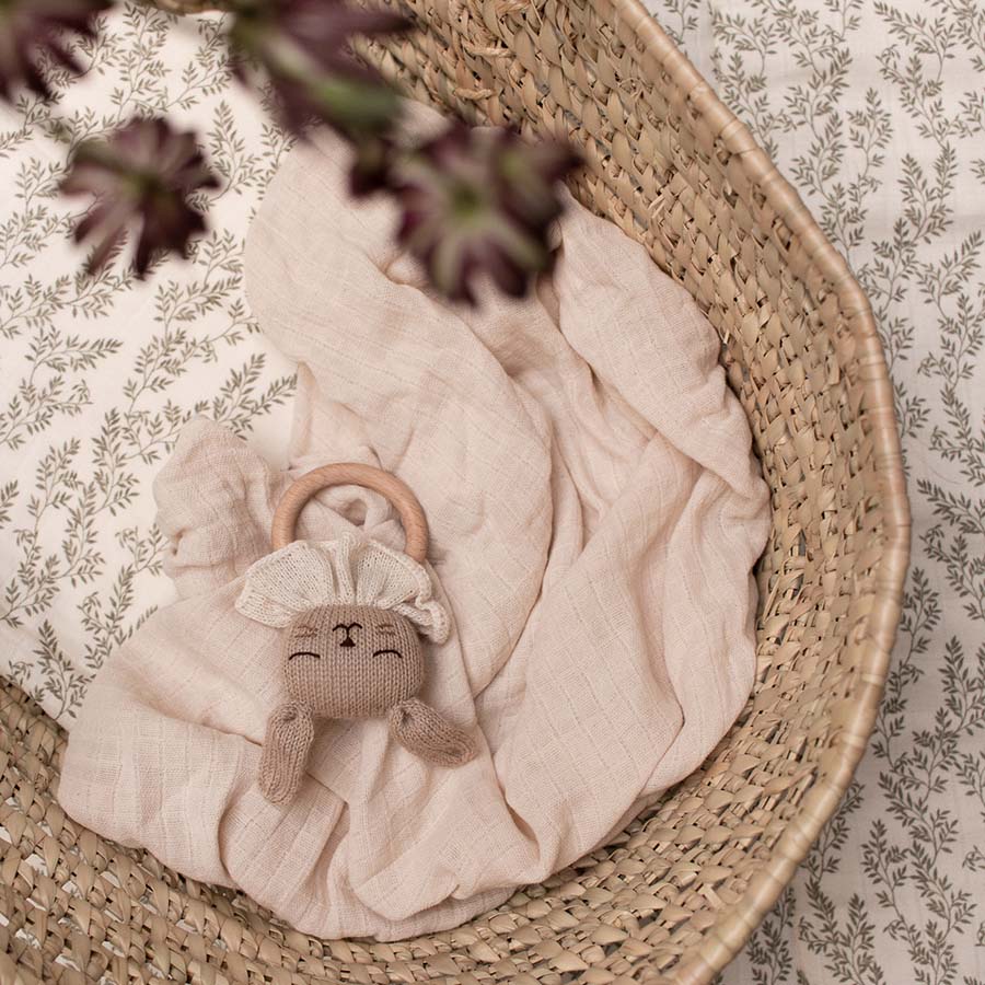 Main Sauvage bunny teething ring- sand
