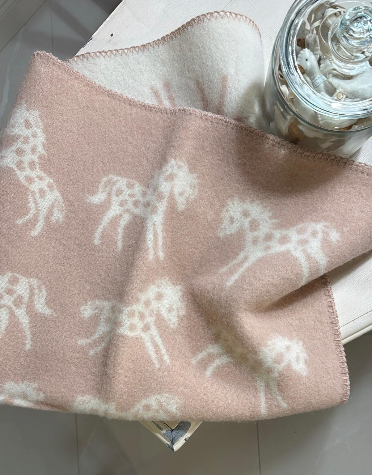 Klippan pony blanket -dusty pink
