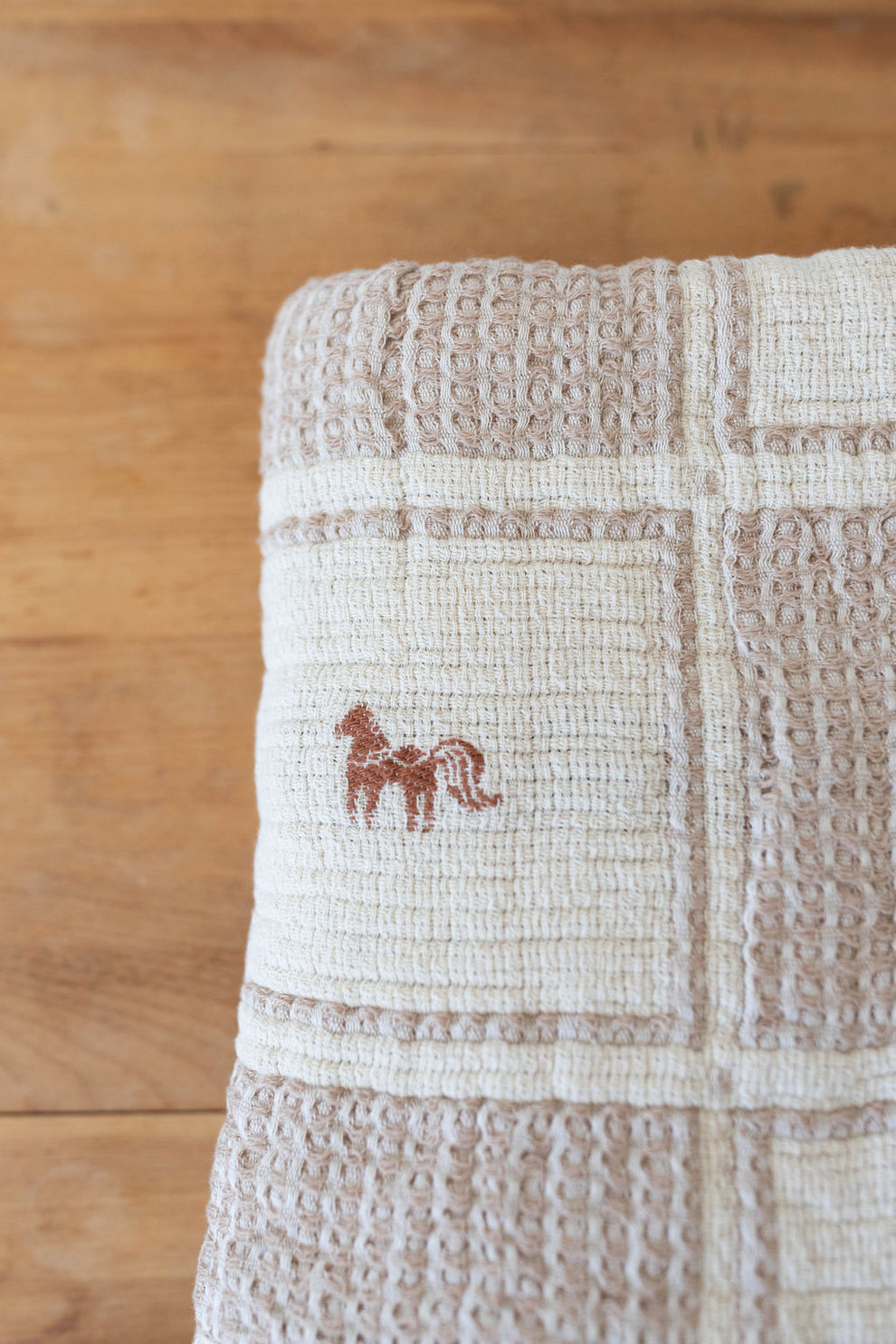 New Grain patchwork blanket - pony