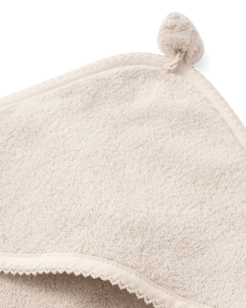 Garbo & friends hooded towel-sand