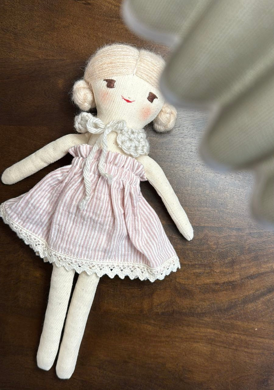Maridolls Sonia Doll