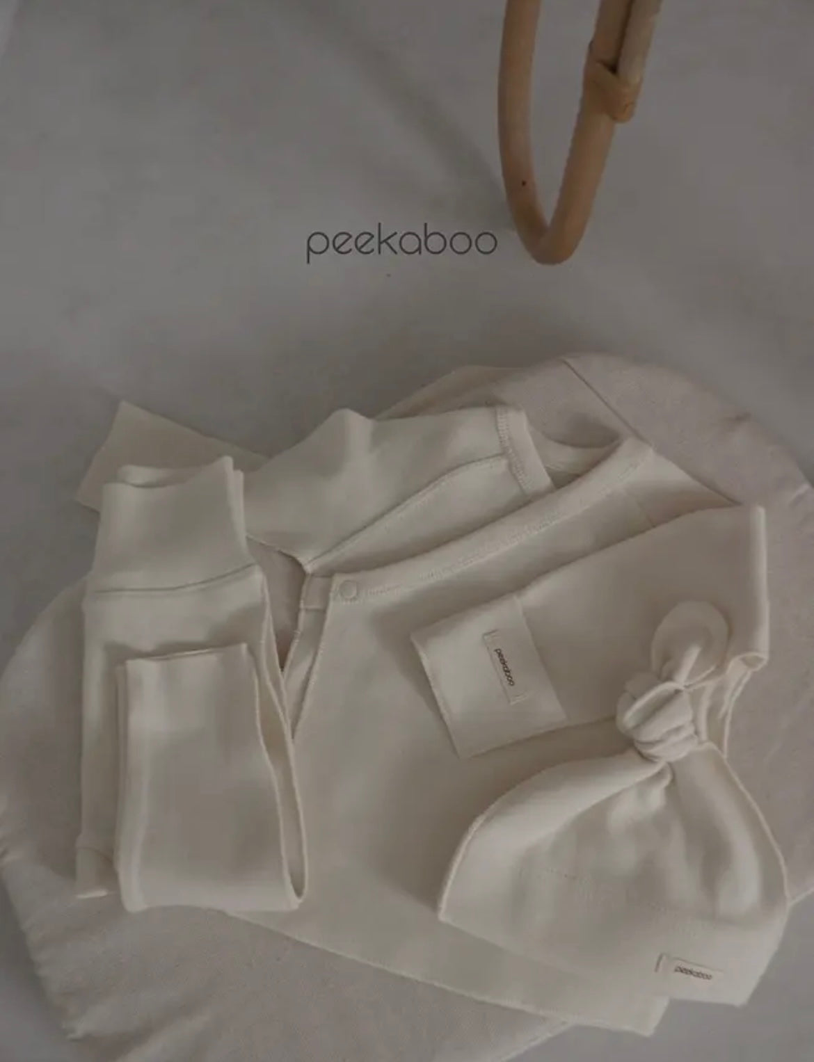 Peekaboo kimono set-cream