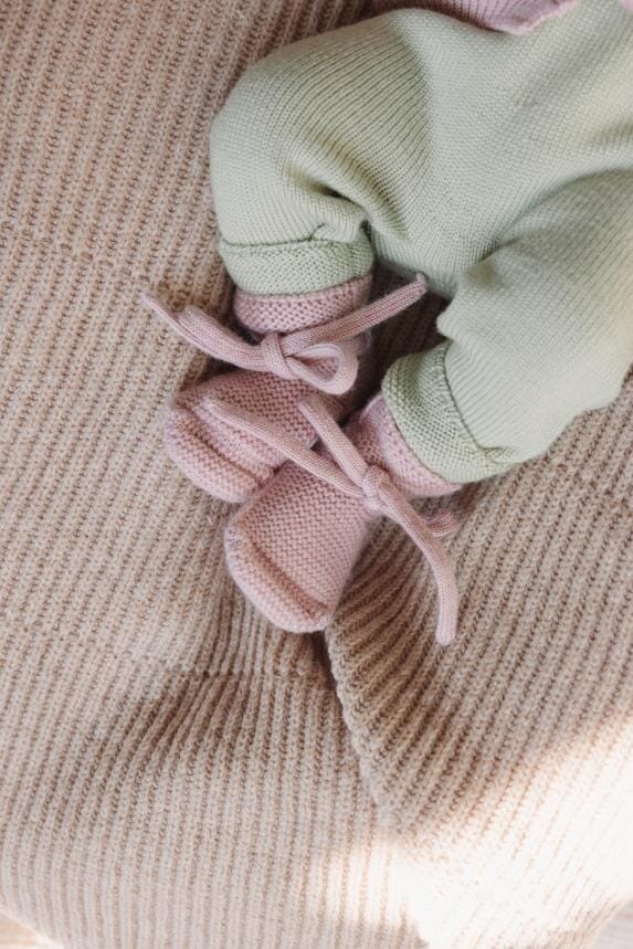 Hvid powder booties