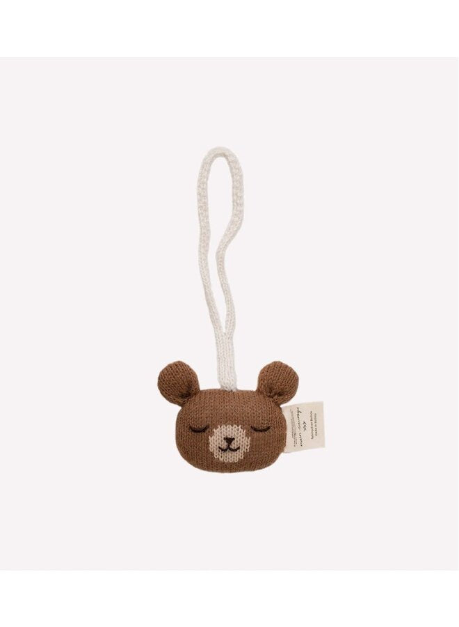 Main Sauvage Hanging rattle | teddy nut