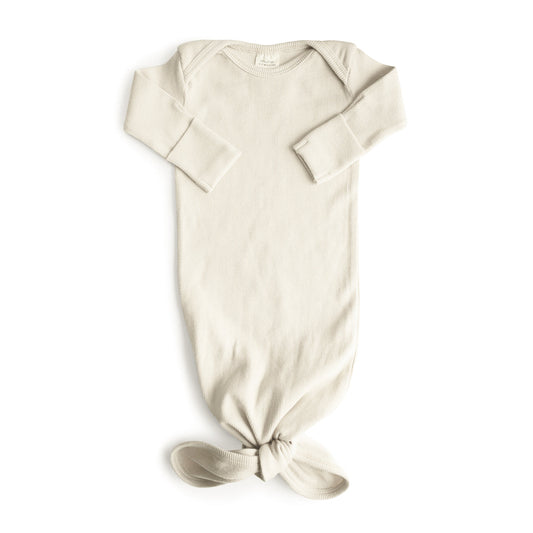 Mushie ribbed knotted baby gown and hat set -ivory