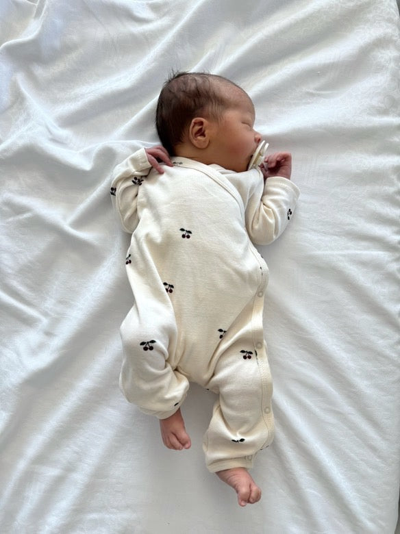 Konges Sloejd newborn onesie gots- cherry ( sold with bonnet only)