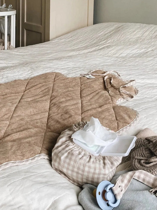Lalaby wet wipe cover- beige gingham