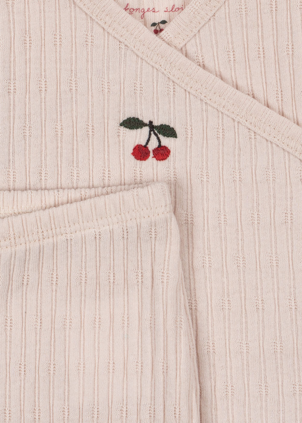 Konges Sloejd Take Me Home newborn set in Shell fabric detail