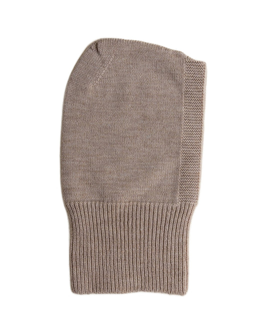Hvid Balaclava sand on white