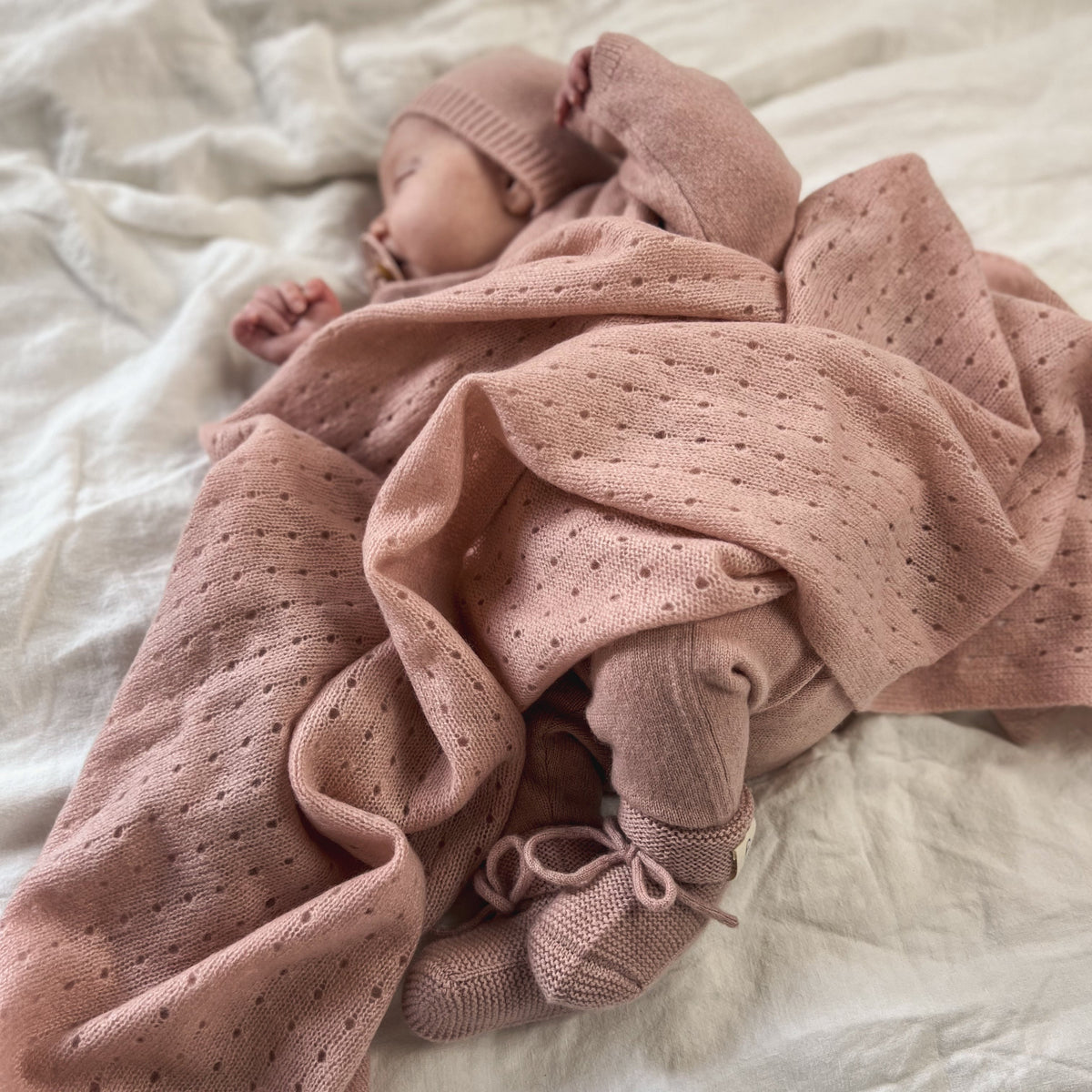 Freckle Label Dusty Rose Cashmere Blanket