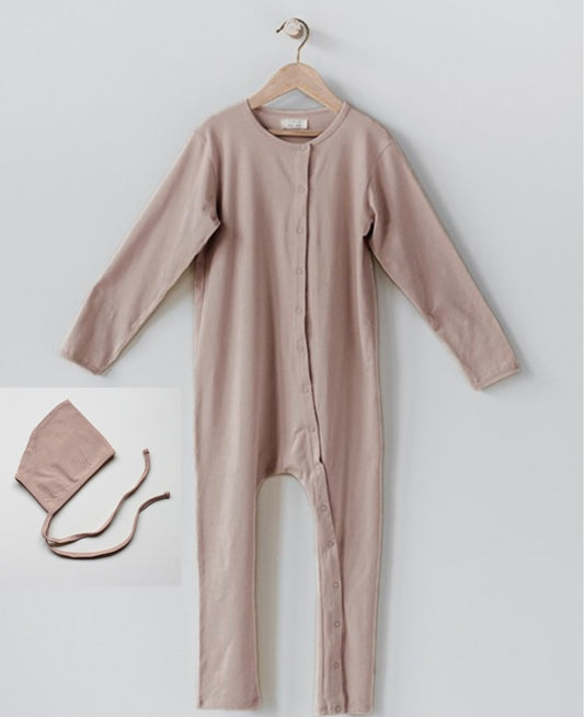 The simple folk footed onesie and bonnet- antique rose
