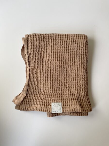 Minumini Linen baby blanket – warm taupe